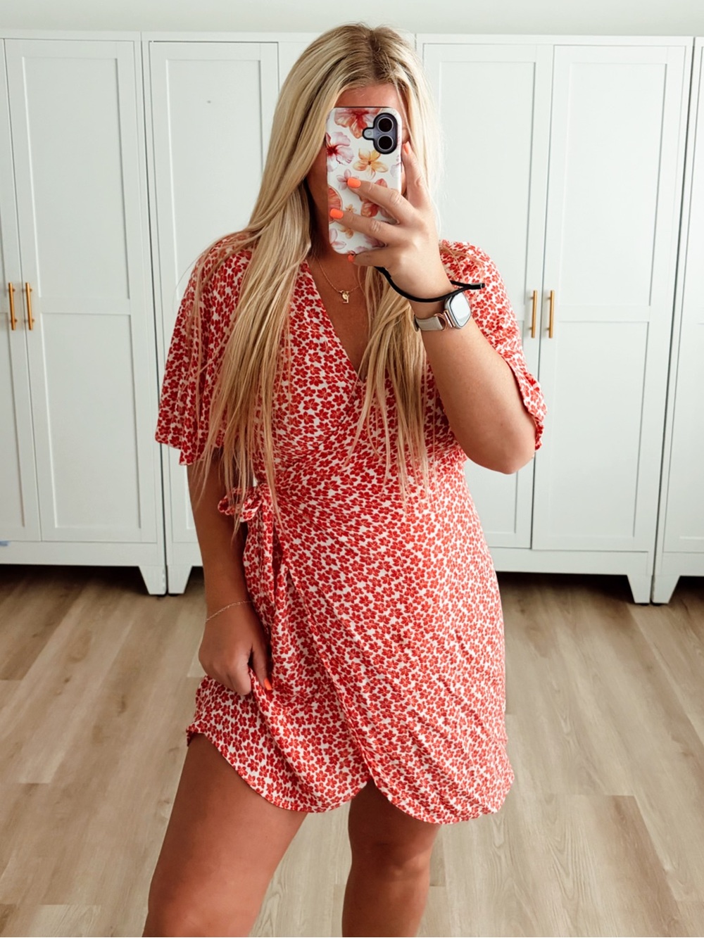 🆕 NWT Billabong All For You red and whit floral wrap around dress